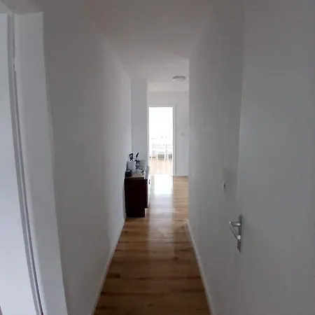 Gemuetliche Monteurwohnung, Handwerkerwohnung, Personalwohnung Apartment *